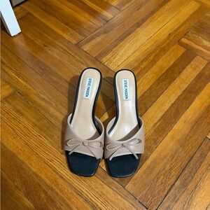 Steve Madden Tan and Black Women's mule slide heels Sandals